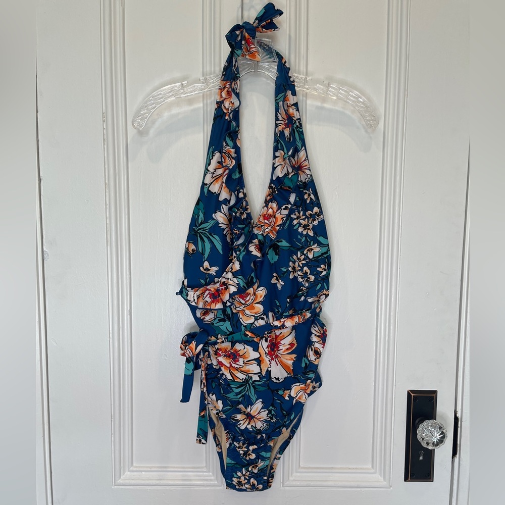Modcloth “The Reese" Floral One-Piece Swimsuit  Size M